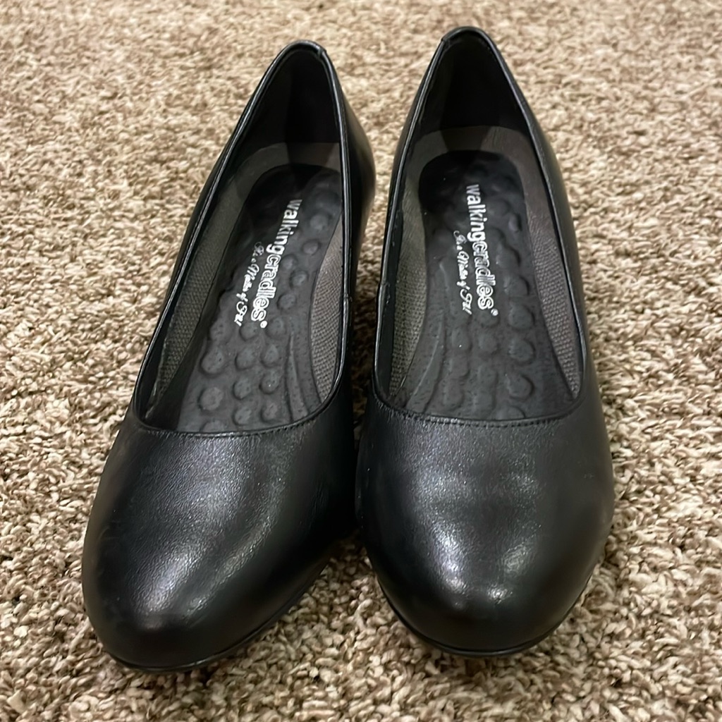 Walking Cradles Pumps Walking Cradles Pumps